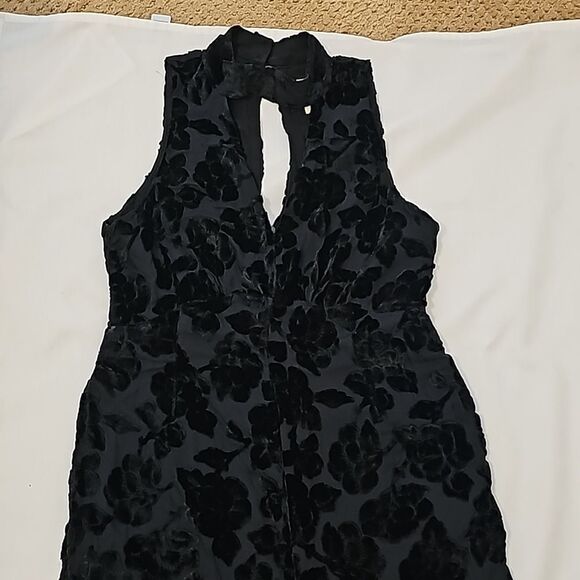 Anthropologie Maeve Laurette Velvet Jumpsuit size 4 - Picture 4 of 11